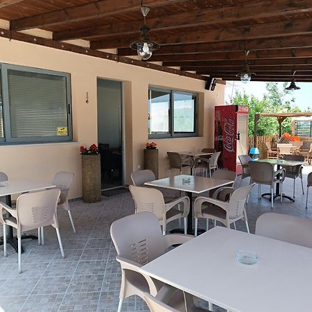 Golden Beach Souvala Exterior photo